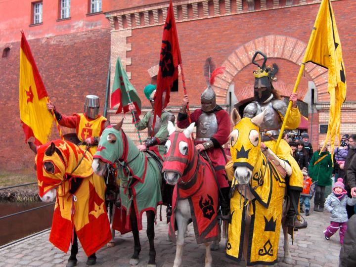 Ritter auf Pferden © Carnica Spectaculi